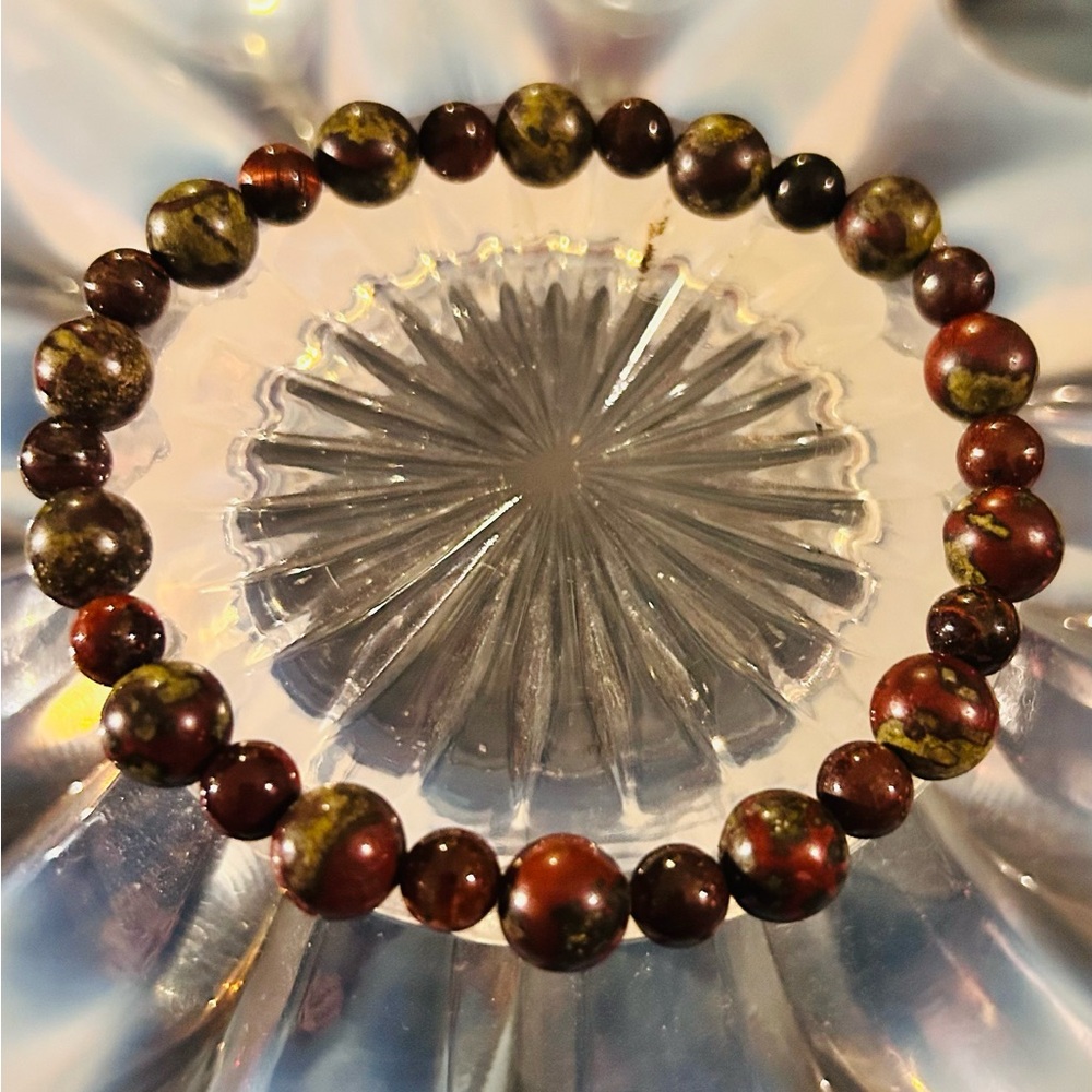 Handmade UNISEX 6mm & 8mm Red Tiger Eye & Bloodstone Stretch Bracelet